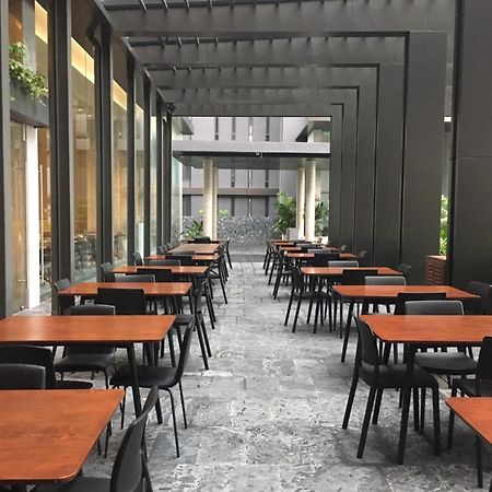 Balcony Seaside Sriracha Hotel & Serviced Apartments Si Racha Bagian luar foto