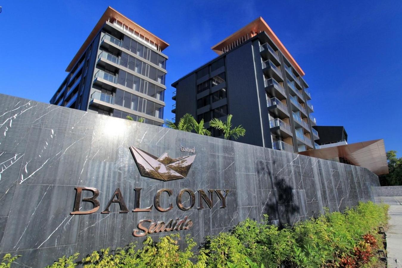 Balcony Seaside Sriracha Hotel & Serviced Apartments Si Racha Bagian luar foto
